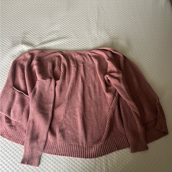 Cardigan - Picture 2 of 4